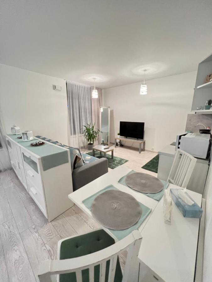 Free Parking In Garage Karolina Plazza, New Cosy Studio With All You Need Prague Luaran gambar