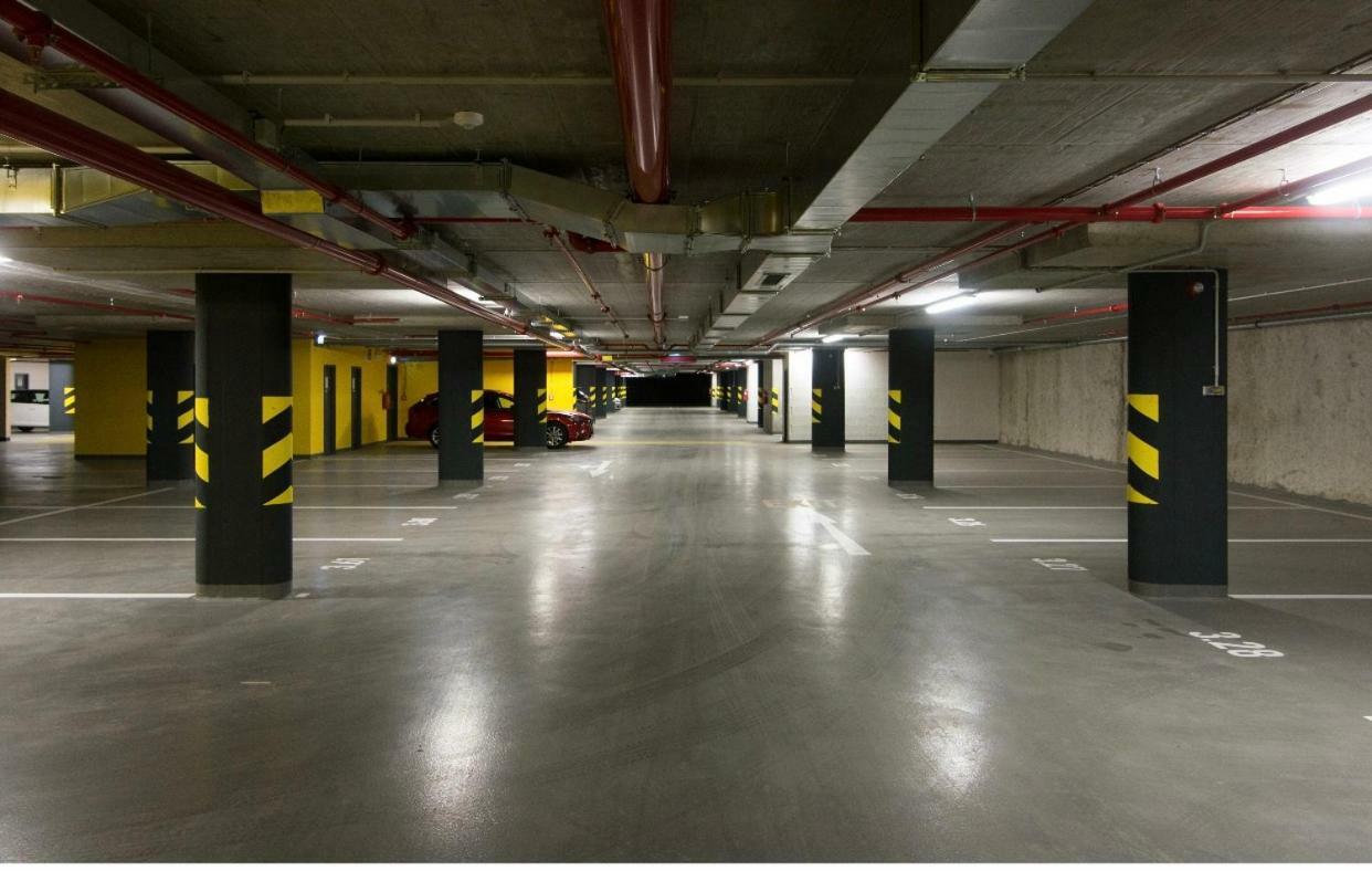 Free Parking In Garage Karolina Plazza, New Cosy Studio With All You Need Prague Luaran gambar